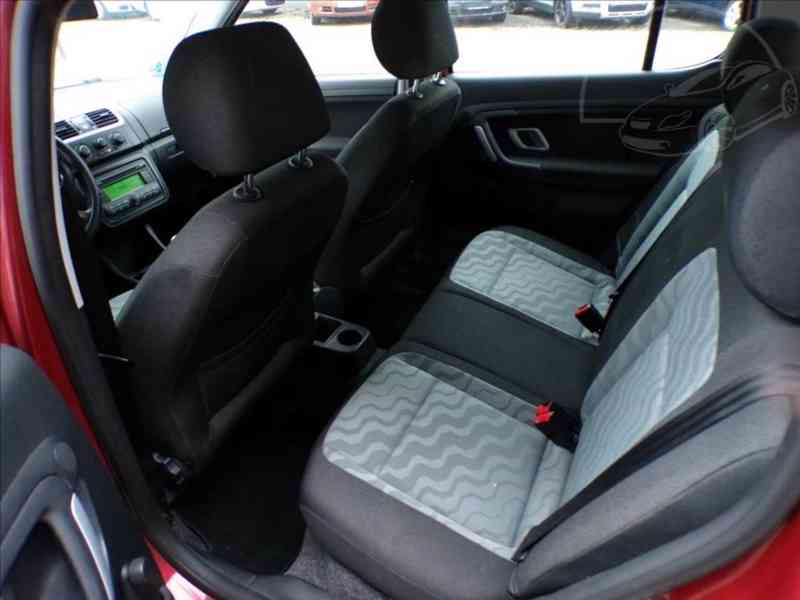 Škoda Fabia 1,4 16V NOVÉ ROZVODY! - foto 8