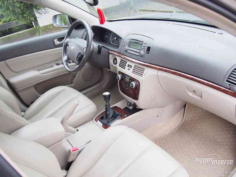 Prodám Hyundai Sonata 2.0 CRDi, 2007, 107000 km, v kůži, TOP - foto 7