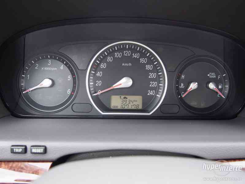 Prodám Hyundai Sonata 2.0 CRDi, 2007, 107000 km, v kůži, TOP - foto 9