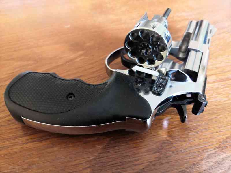 Flobert revolver STREAMER 3" chrom cal.6mm - foto 4
