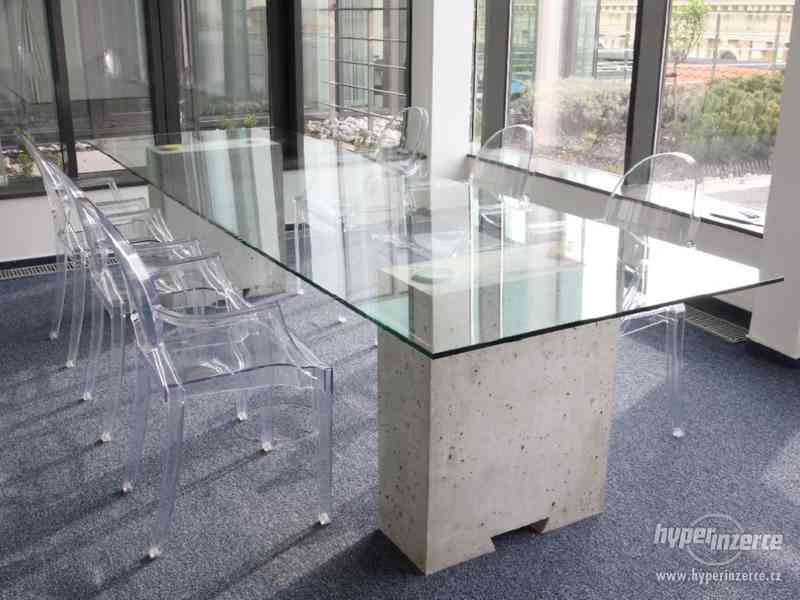 Konferenční betonový stůl - foto 1
