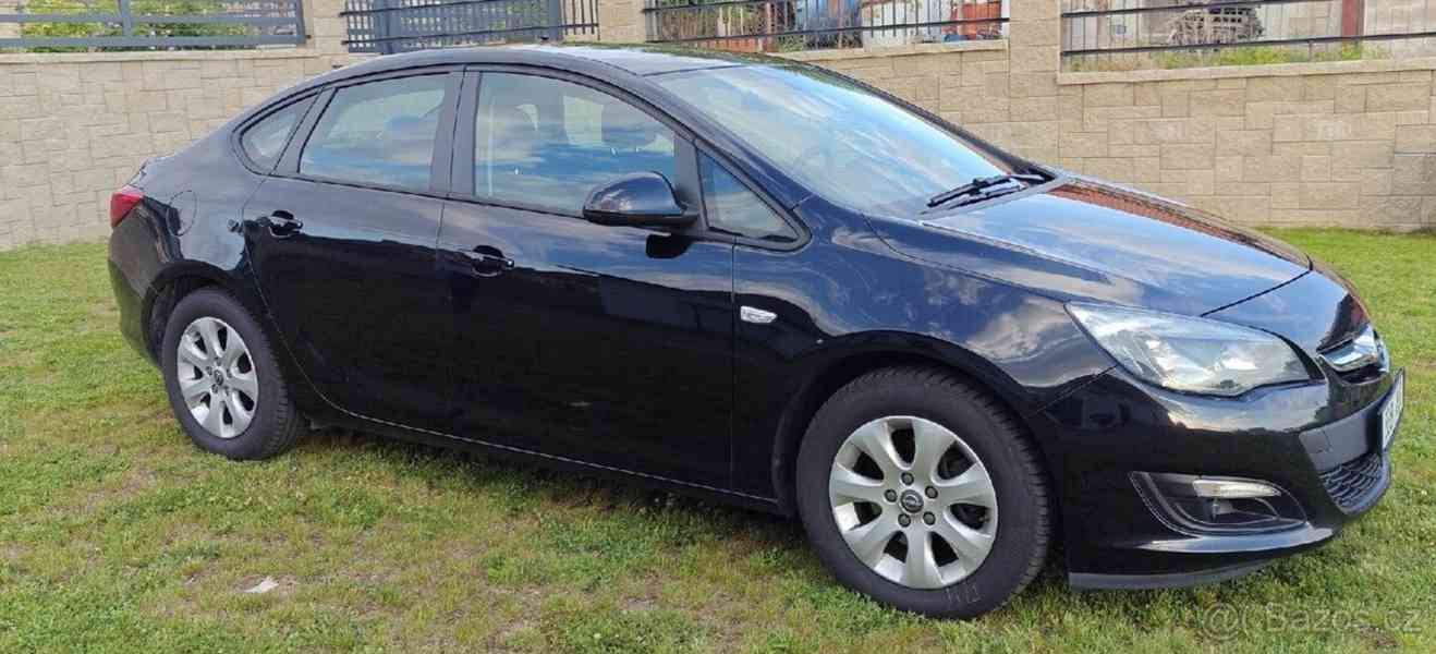 Opel Astra 1,6 J 2016 - foto 13