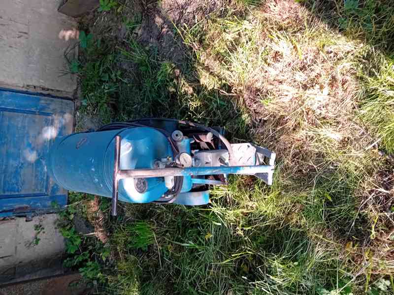 Prodám 3f, dvouválcový kompresor - foto 3