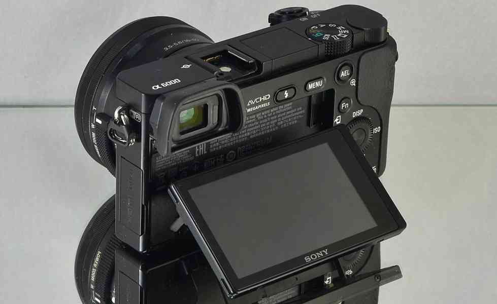 Sony A6000Y Sada 2 objek. 24 Mp*Full HDV* 8700 Exp - foto 10