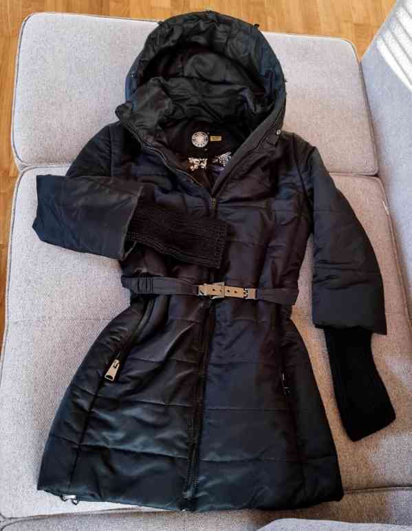 Kara dámský kabát s pravou kožešinou  - foto 3