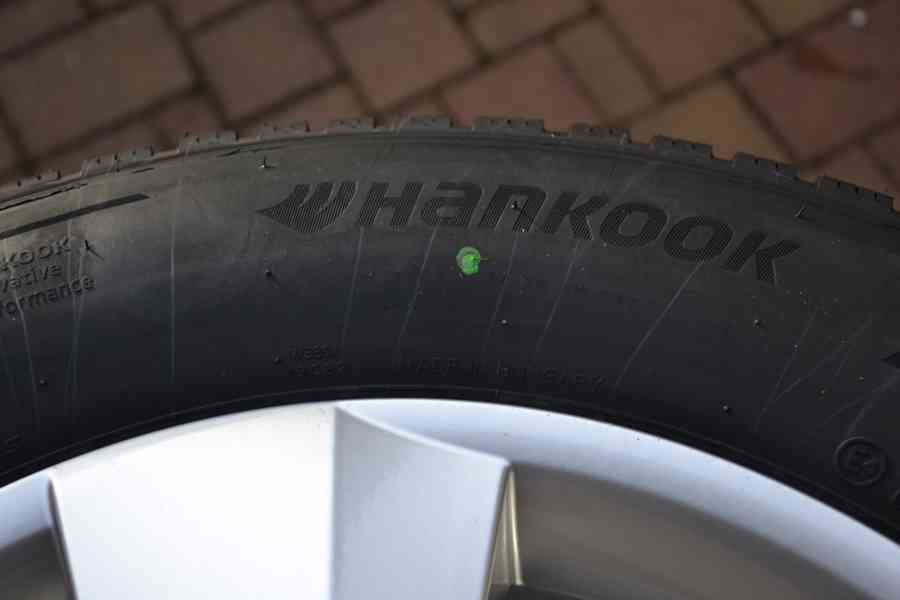 Š.Kodiaq,(2)/VW Tiguan-NOVÁ zimní orig.Alu sada -215/65R17. - foto 9