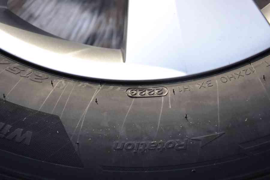 Š.Kodiaq,(2)/VW Tiguan-NOVÁ zimní orig.Alu sada -215/65R17. - foto 8