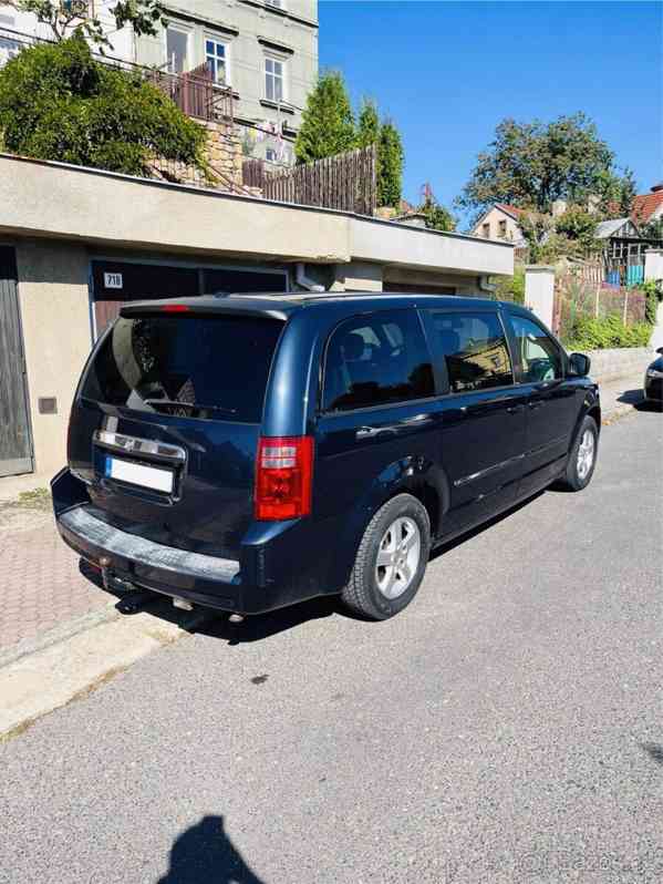 Dodge Grand Caravan 3.8 V6 SXT 7 míst LPG - foto 8