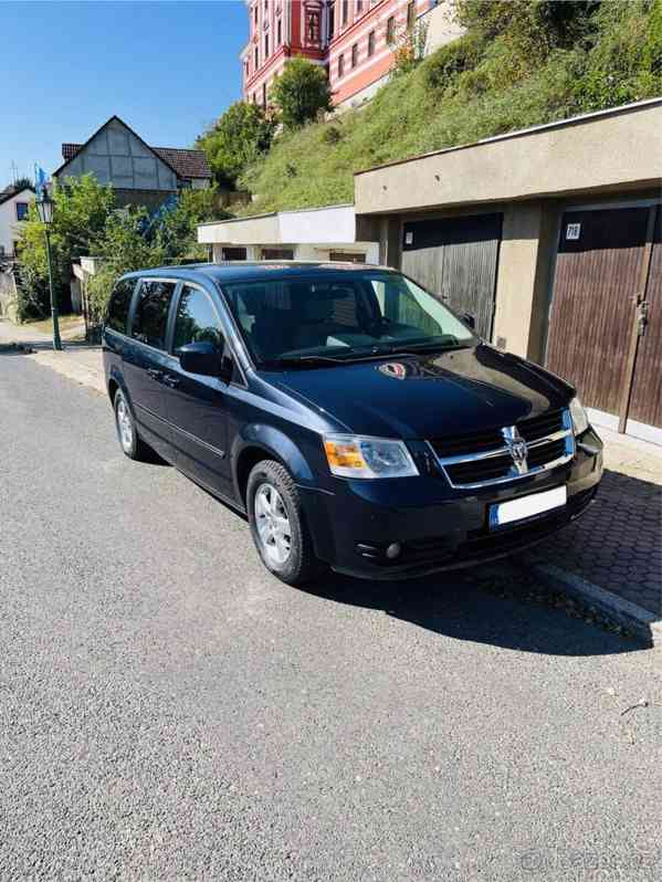 Dodge Grand Caravan 3.8 V6 SXT 7 míst LPG - foto 4