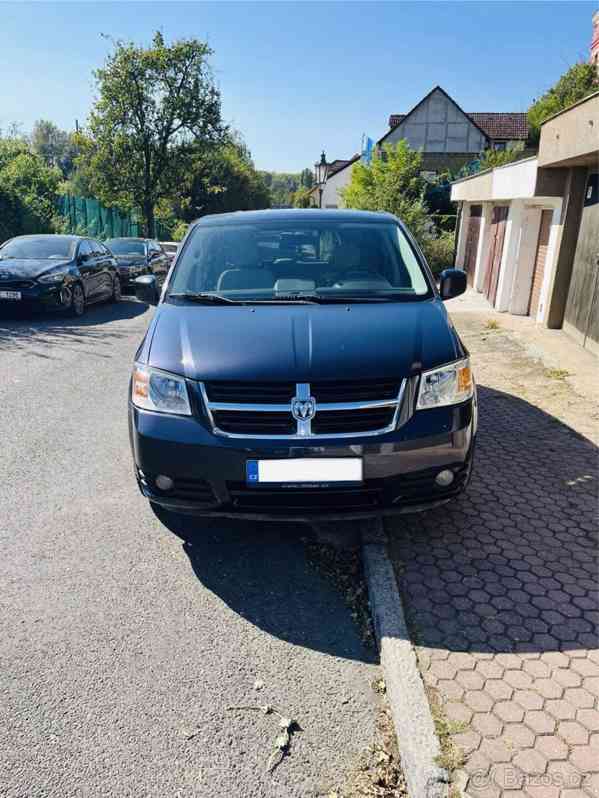 Dodge Grand Caravan 3.8 V6 SXT 7 míst LPG - foto 6