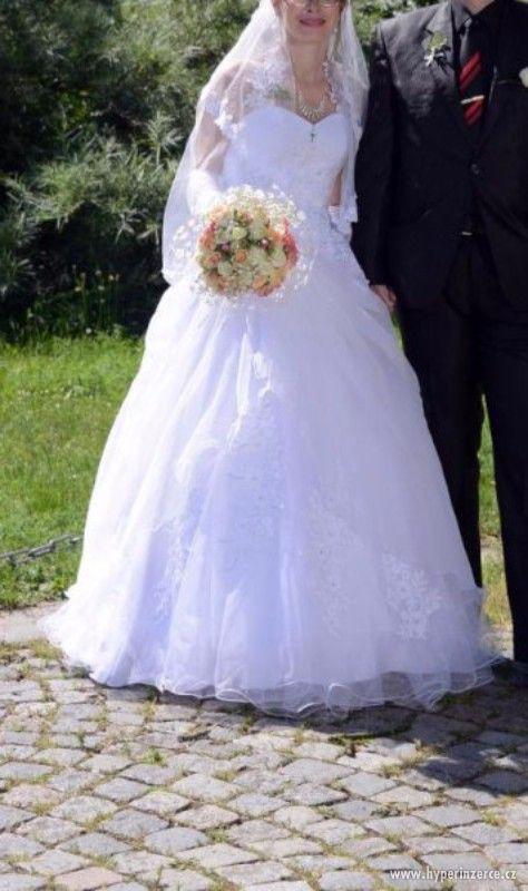 Svatební šaty - foto 13