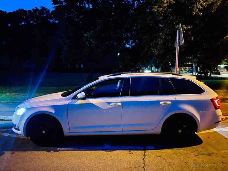 Škoda Octavia 1,6 - foto 2