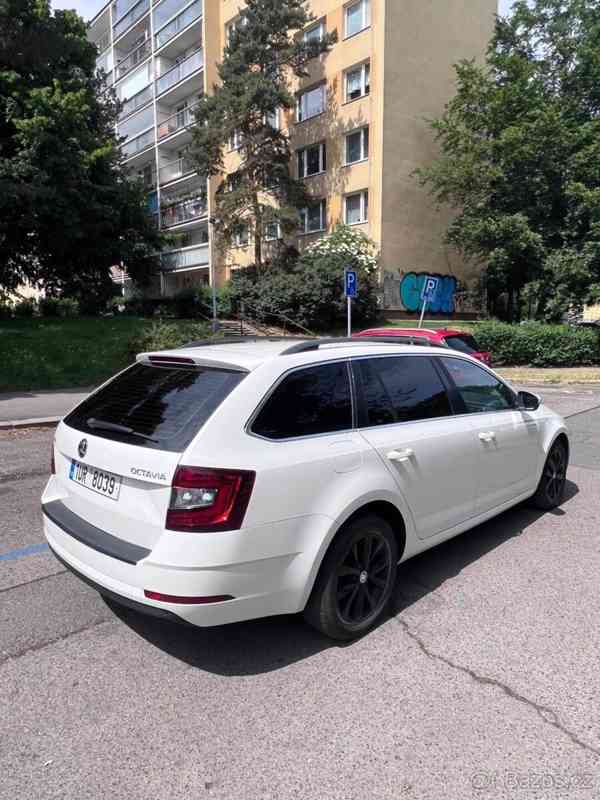Škoda Octavia 1,6 - foto 10