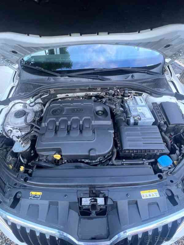 Škoda Octavia 1,6 - foto 6