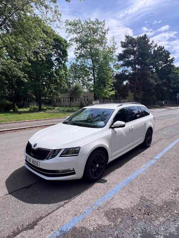 Škoda Octavia 1,6 - foto 1