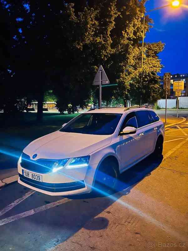Škoda Octavia 1,6 - foto 3
