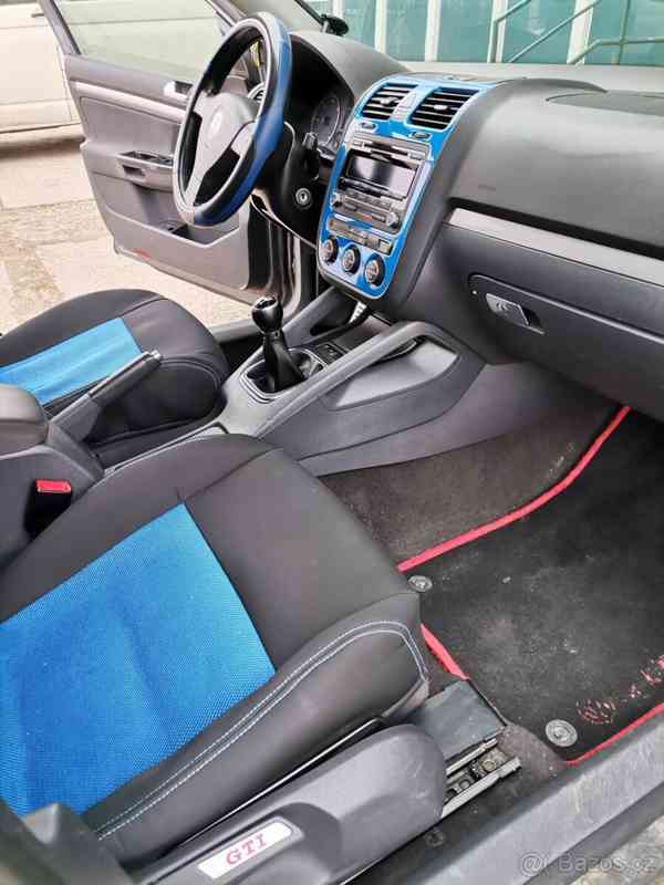 Volkswagen Golf 5 GTD 2,0	 - foto 2