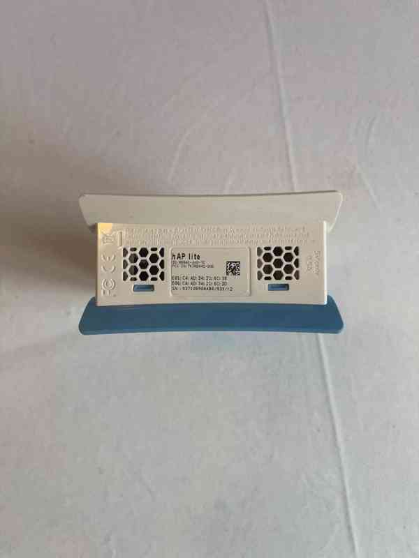 MikroTik hAP lite RB941-2nD-TC – Wi-Fi router / access point - foto 3