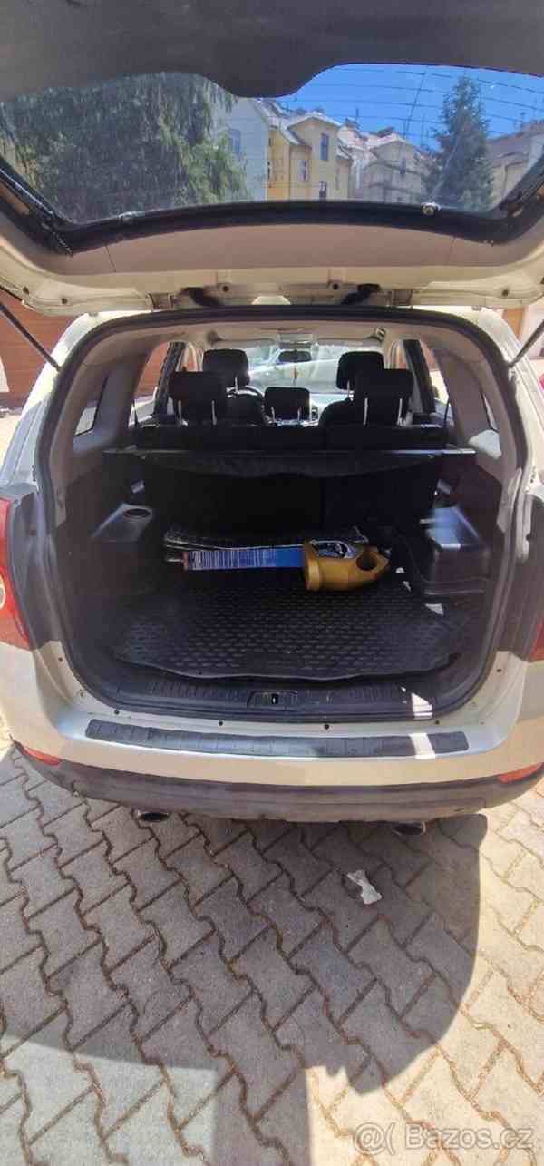 Chevrolet Captiva 2,4 - foto 14