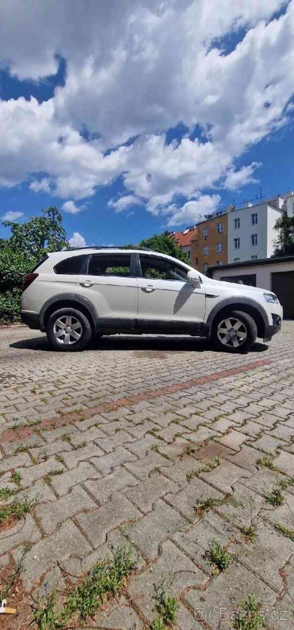 Chevrolet Captiva 2,4 - foto 3