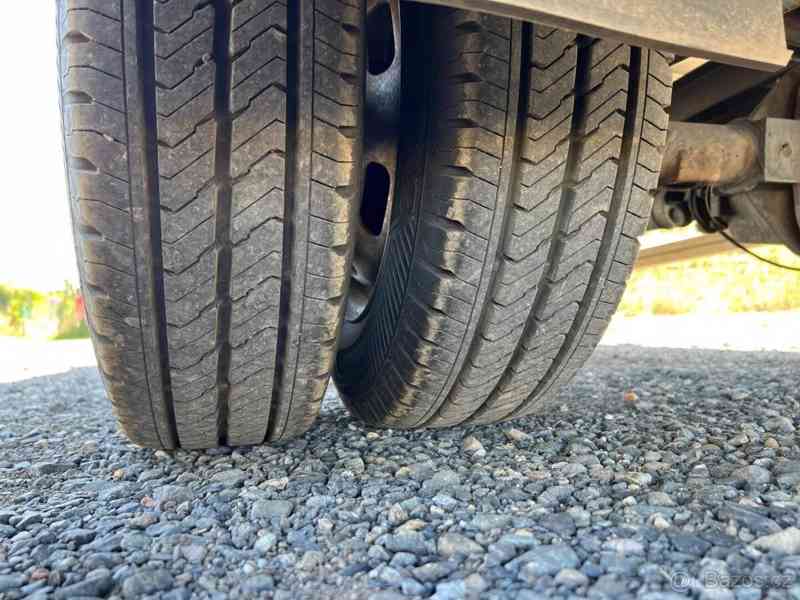Iveco Daily 3,0   35 C 180 - foto 12