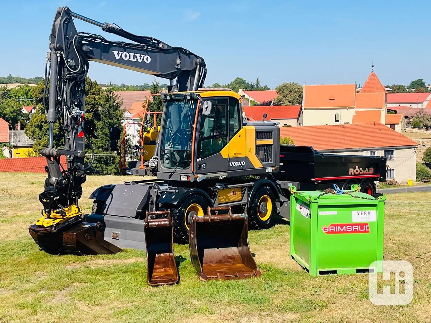 Kolové rypadlo Volvo EW160E (Možnost leasingu) - foto 1