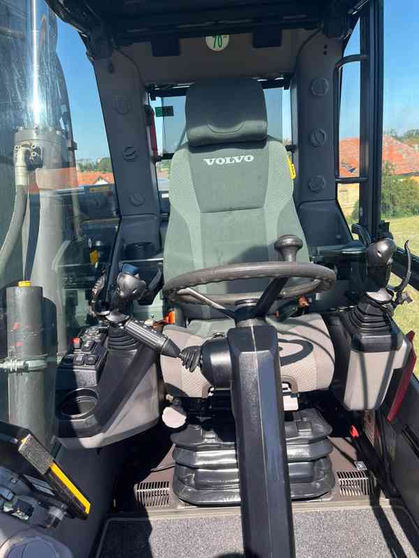 Kolové rypadlo Volvo EW160E (Možnost leasingu) - foto 8