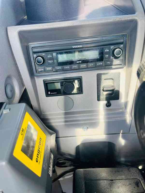 Kolové rypadlo Volvo EW160E (Možnost leasingu) - foto 11
