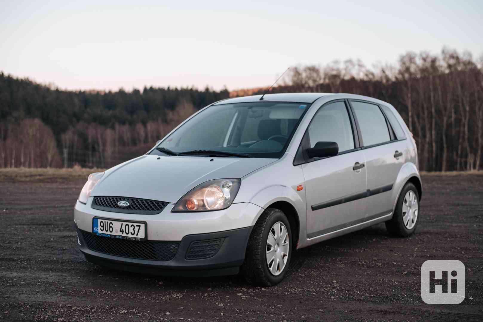 Ford Fiesta 1.4i - foto 1