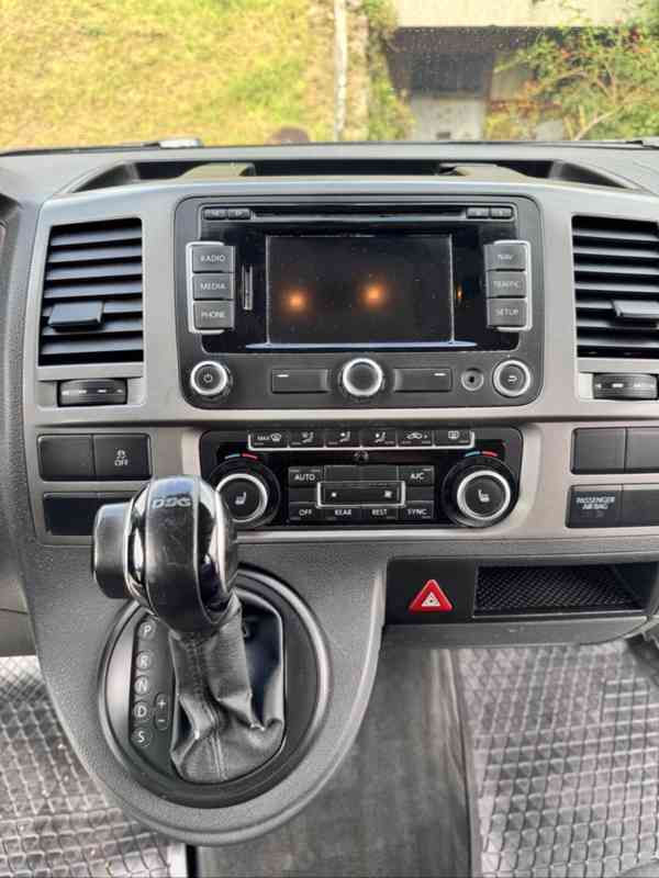 VW Multivan T5.1, 2.0 TDI, 103 kW, 2014, 248xxx km - foto 14