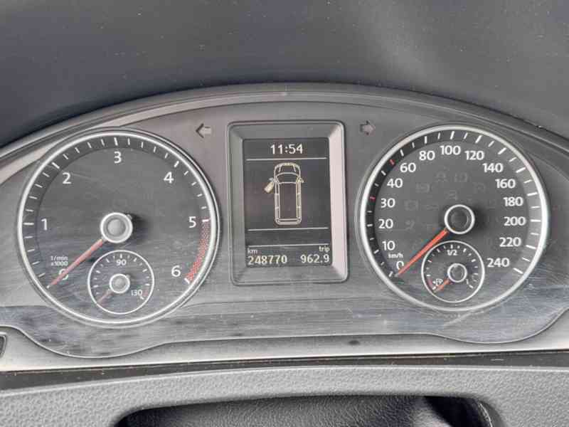 VW Multivan T5.1, 2.0 TDI, 103 kW, 2014, 248xxx km - foto 5