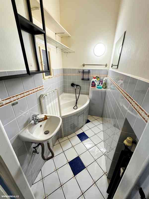 Pronájem bytu 1+1, 32 m², Praha 4 – Podolí, Nedvědovo náměst - foto 7