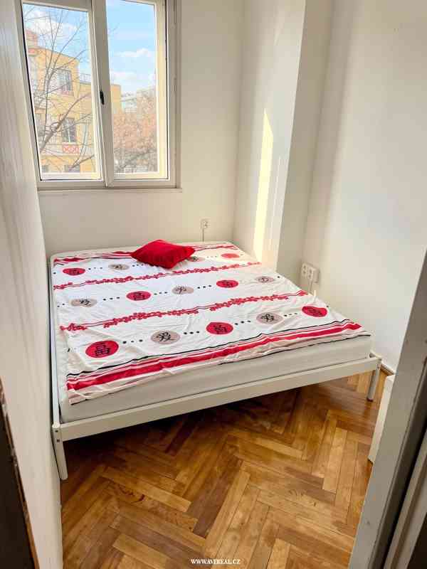 Pronájem bytu 1+1, 32 m², Praha 4 – Podolí, Nedvědovo náměst - foto 5