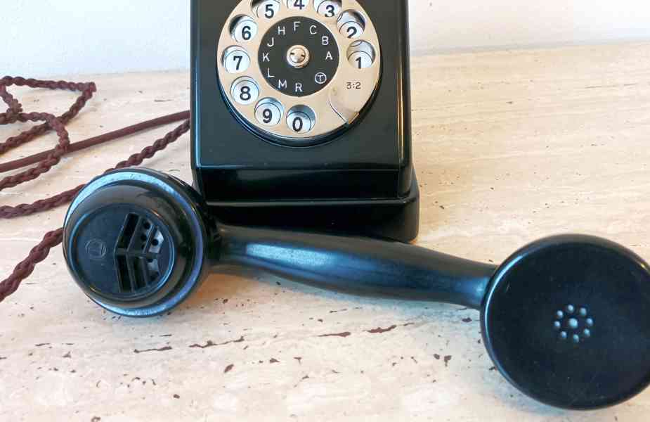 Krásný starožitný telefonní přístroj Telegrafia z roku 1936  - foto 9