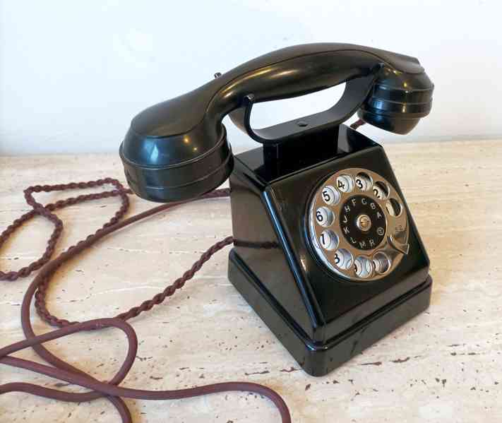 Krásný starožitný telefonní přístroj Telegrafia z roku 1936  - foto 7