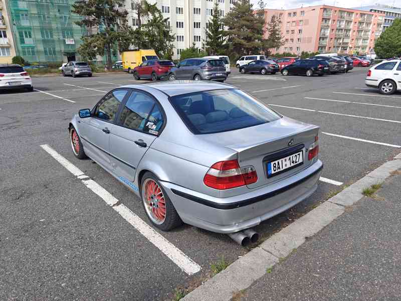 BMW e46 320d 110kW 2005 - foto 10