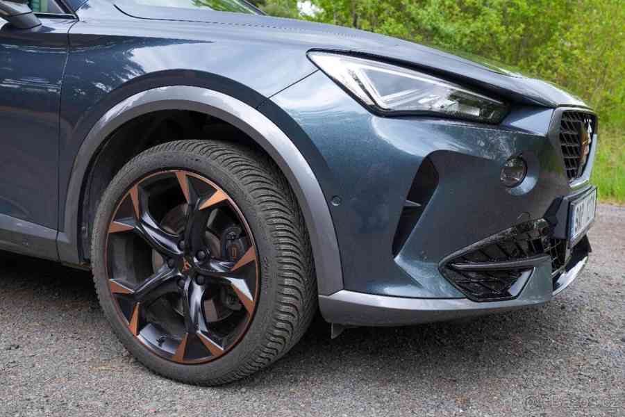 Cupra Formentor 2,0   VZ TSI 180 kW AT v záruce - foto 11