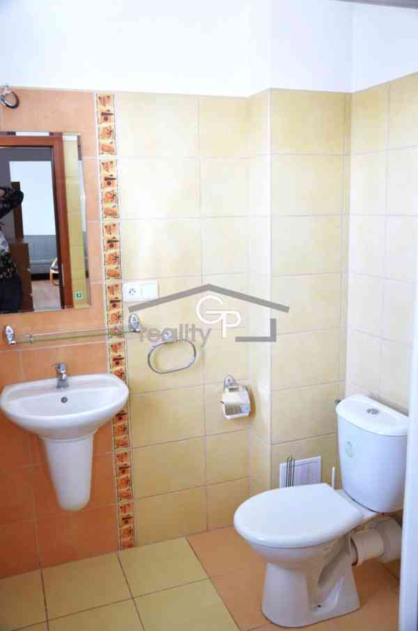 Pronájem apartmánu 1+kk (studia) s bal., Lipno nad Vltavou - foto 6