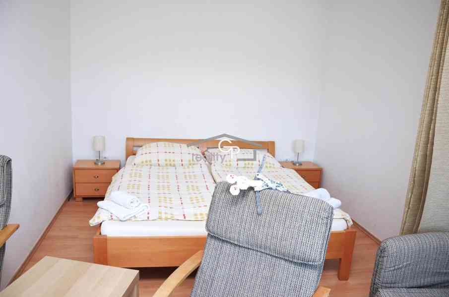 Pronájem apartmánu 1+kk (studia) s bal., Lipno nad Vltavou - foto 5