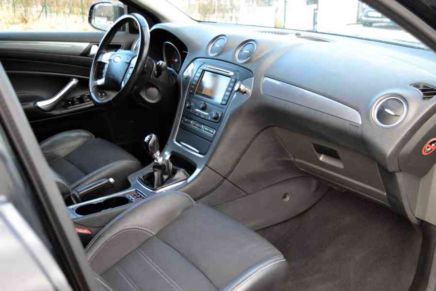 Ford Mondeo 2.0 TDCI 103kW Champions Edition kombi - foto 13