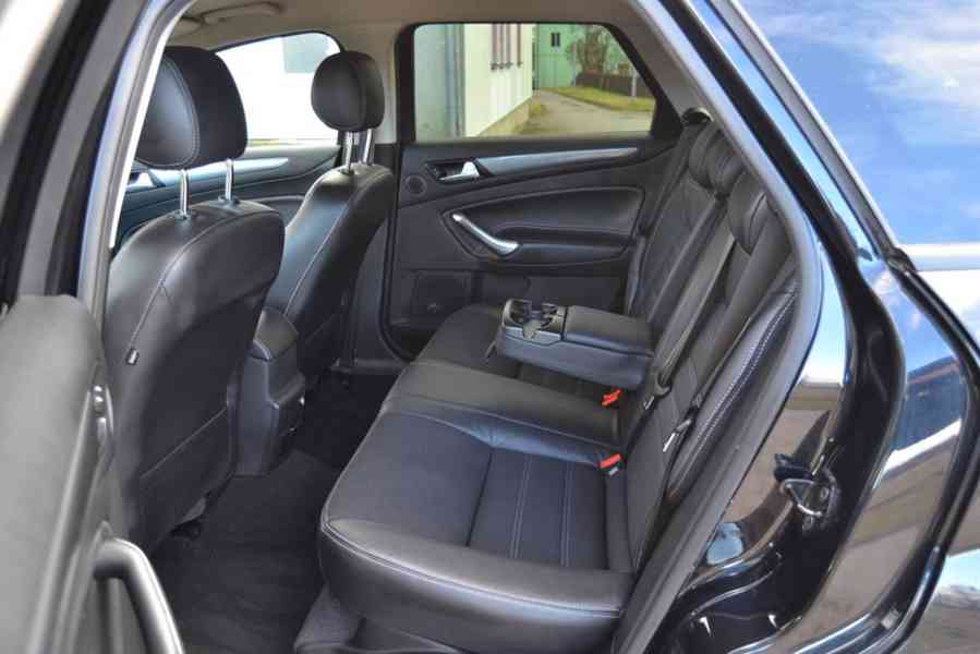 Ford Mondeo 2.0 TDCI 103kW Champions Edition kombi - foto 10