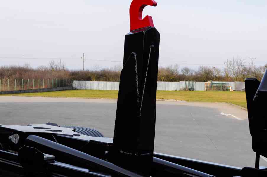 MERCEDES ATEGO 1218 HÁKOVÝ NOSIČ KONTEJNERŮ HYDRAULICKÁ RUKA - foto 14