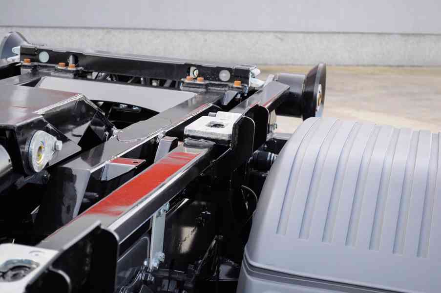 MERCEDES ATEGO 1218 HÁKOVÝ NOSIČ KONTEJNERŮ HYDRAULICKÁ RUKA - foto 41