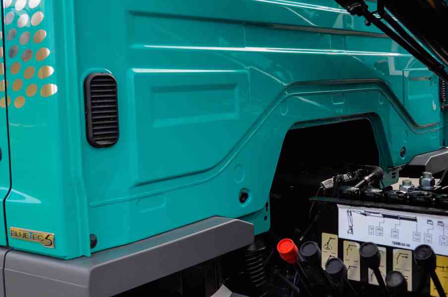 MERCEDES ATEGO 1218 HÁKOVÝ NOSIČ KONTEJNERŮ HYDRAULICKÁ RUKA - foto 47