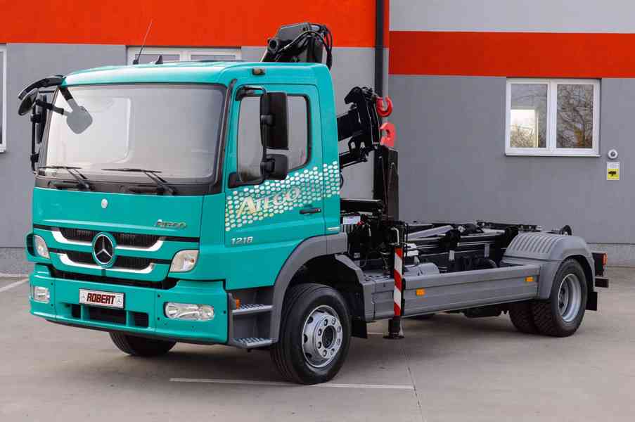 MERCEDES ATEGO 1218 HÁKOVÝ NOSIČ KONTEJNERŮ HYDRAULICKÁ RUKA - foto 3