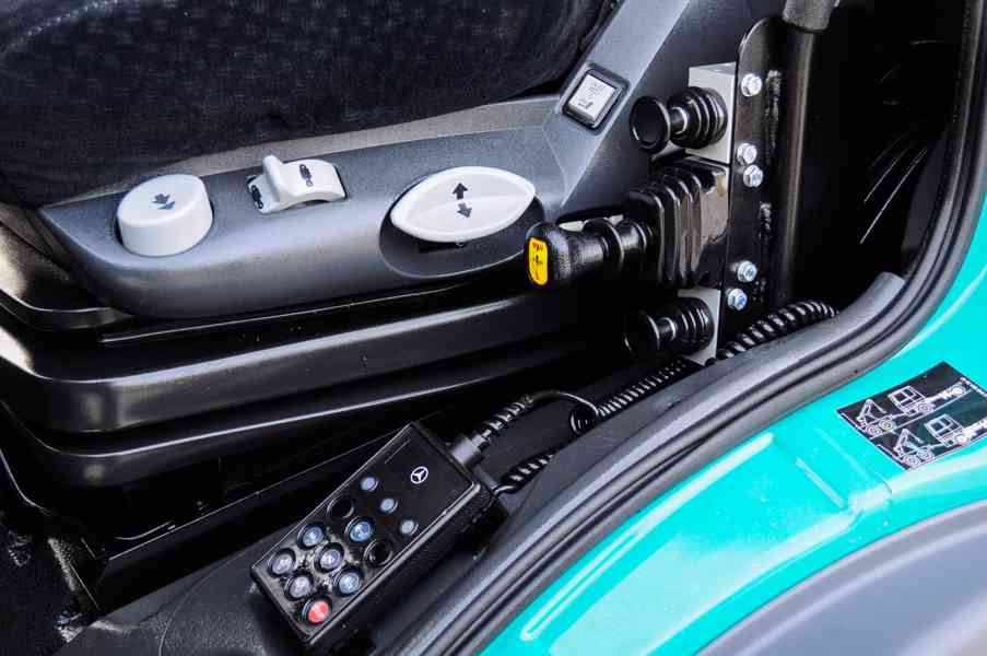 MERCEDES ATEGO 1218 HÁKOVÝ NOSIČ KONTEJNERŮ HYDRAULICKÁ RUKA - foto 61