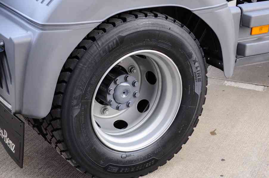 MERCEDES ATEGO 1218 HÁKOVÝ NOSIČ KONTEJNERŮ HYDRAULICKÁ RUKA - foto 18