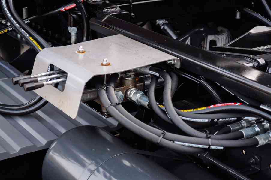 MERCEDES ATEGO 1218 HÁKOVÝ NOSIČ KONTEJNERŮ HYDRAULICKÁ RUKA - foto 34