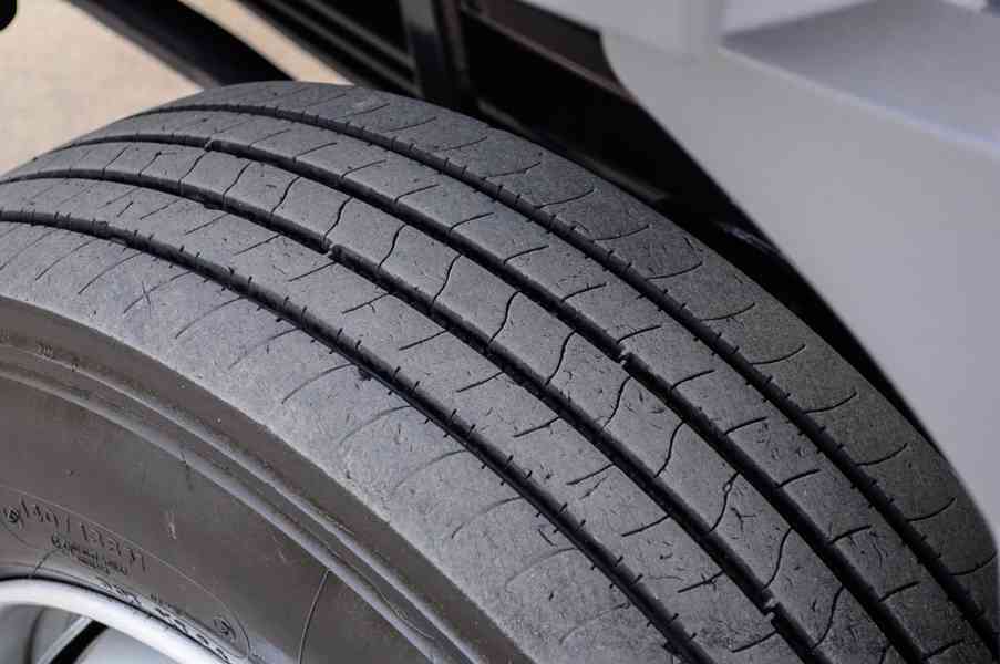 MERCEDES ATEGO 1218 HÁKOVÝ NOSIČ KONTEJNERŮ HYDRAULICKÁ RUKA - foto 49