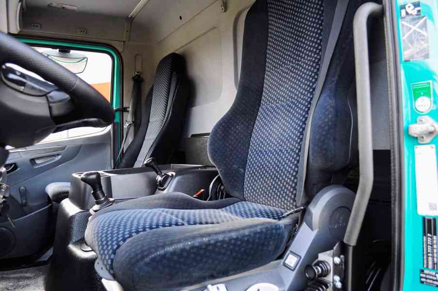 MERCEDES ATEGO 1218 HÁKOVÝ NOSIČ KONTEJNERŮ HYDRAULICKÁ RUKA - foto 60